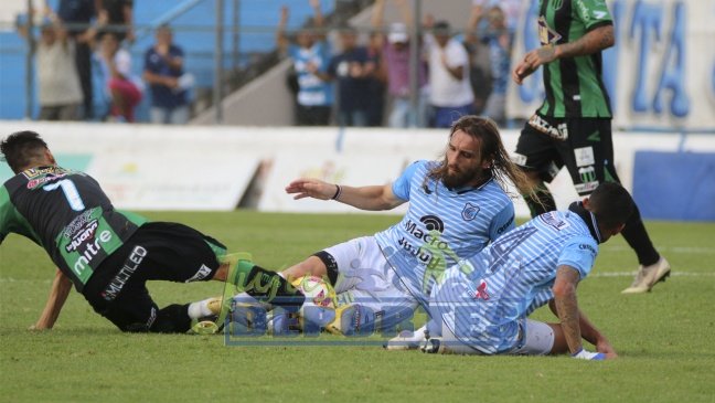 Gimnasia perdió ante Chicago jugando mal y se le terminó el invicto de local