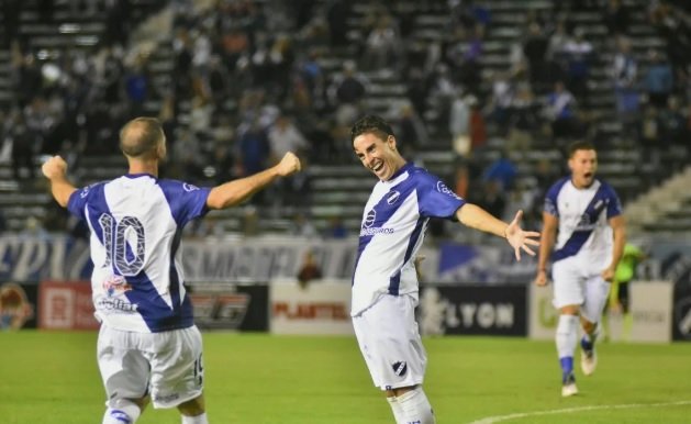 Una ráfaga de goles para renovar el sueño de Alvarado