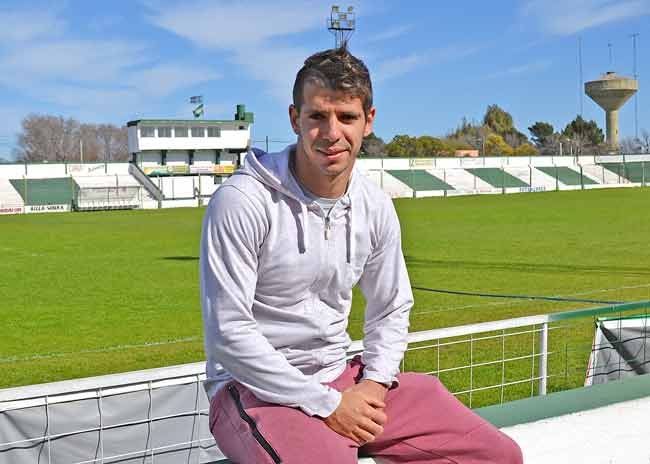 Emanuel Hermida: «Para lograr el objetivo, tenemos que ganarles a todos»