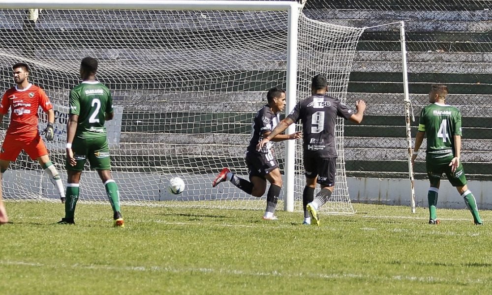 Ferro se despidió del torneo con una derrota