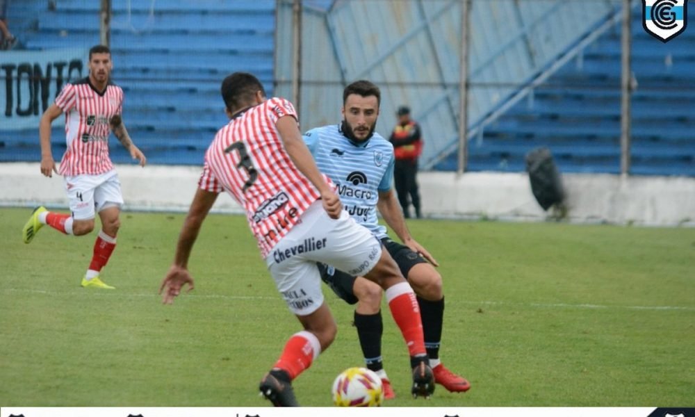 Sin juego, el Lobo jujeño perdió dos puntos sobre el final y no le escapa al descenso