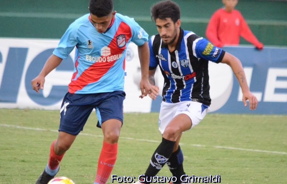 Arsenal y Almagro no se sacaron ventajas