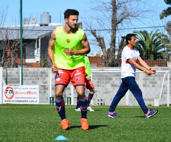 Gastón Blanc sobre Camioneros: »Busca pelear el ascenso»