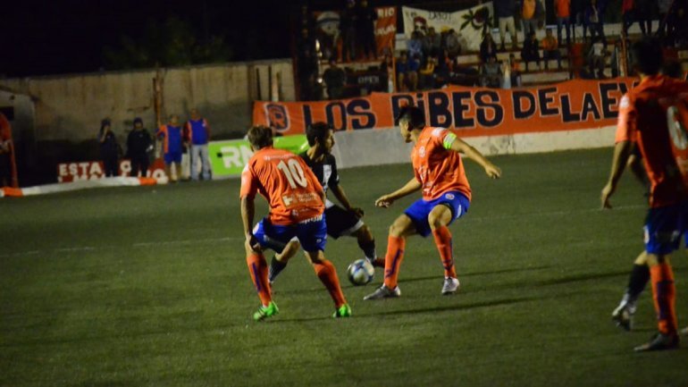Roca venció a Cipolletti y todavía tiene esperanzas