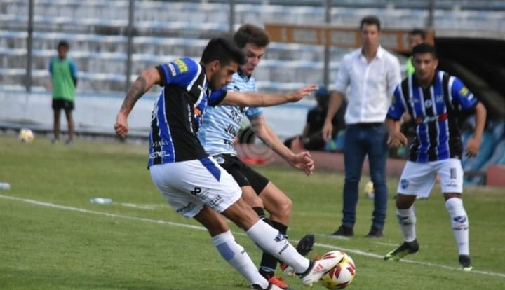 El Lobo jujeño cayó en la Tacita de Plata ante Almagro