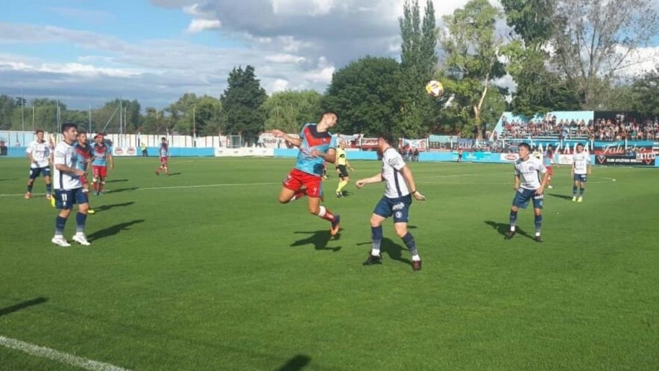 La Lepra cayó sobre el final en Adrogué