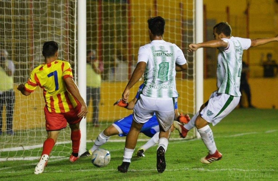 El Víbora avanzó por penales al eliminar a Boca Unidos en Puyuta