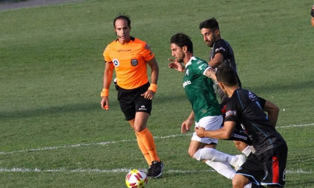 Ferro se quedó con un duelo clave para entrar al Reducido