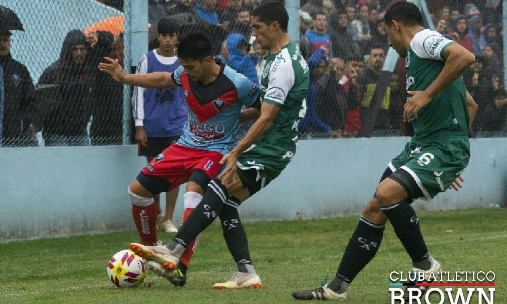 Sarmiento ganó en Adrogué y se encamina a las Semifinales