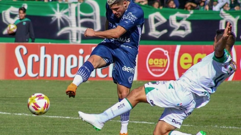 La Lepra cerró la serie en Mataderos y se metió en Semifinales