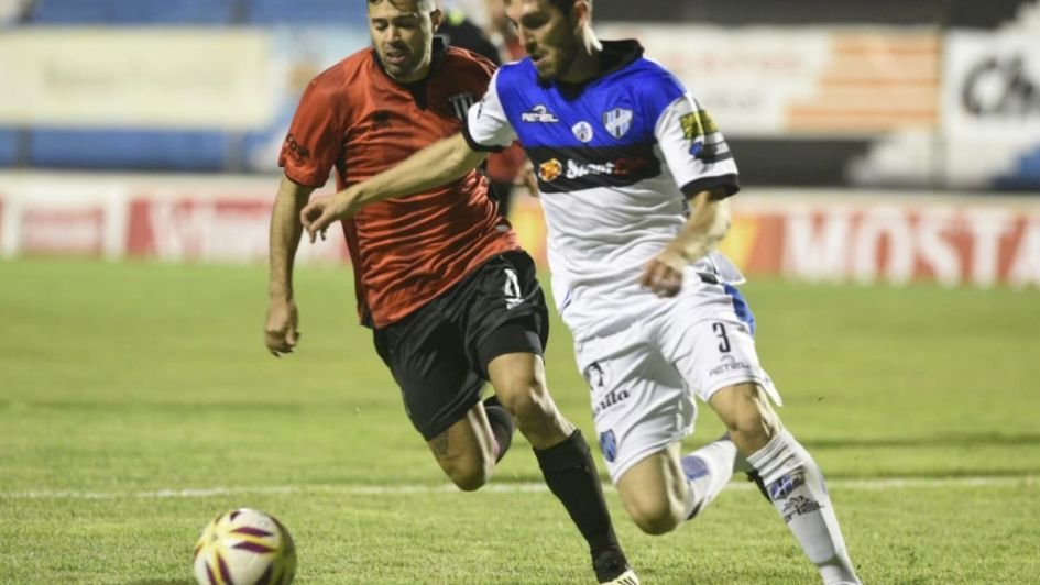 Gimnasia de Mendoza no pudo con Almagro y quedó eliminado