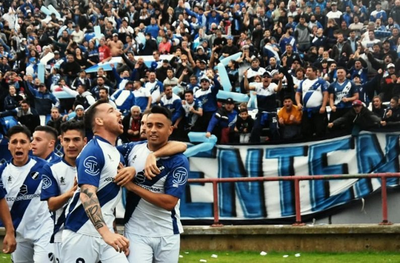 Alvarado ganó y va por el ascenso