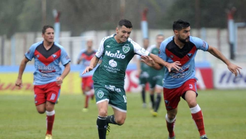 Matías Garrido: «Sería lindo que en la tercera se nos dé el ascenso»