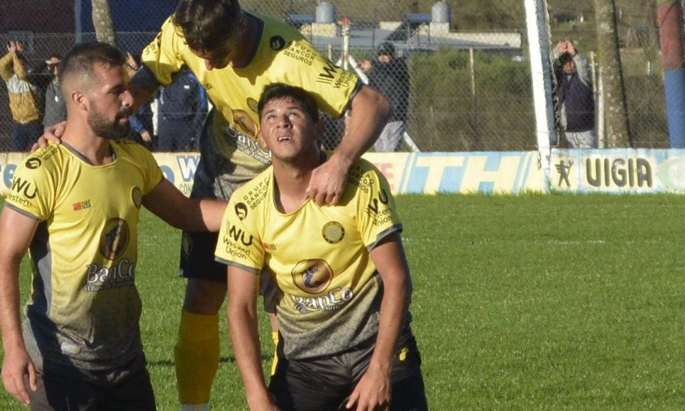 Crucero abrió la temporada con una victoria en Pronunciamiento