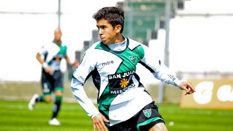 Olimpo sumó un lateral y un volante ofensivo