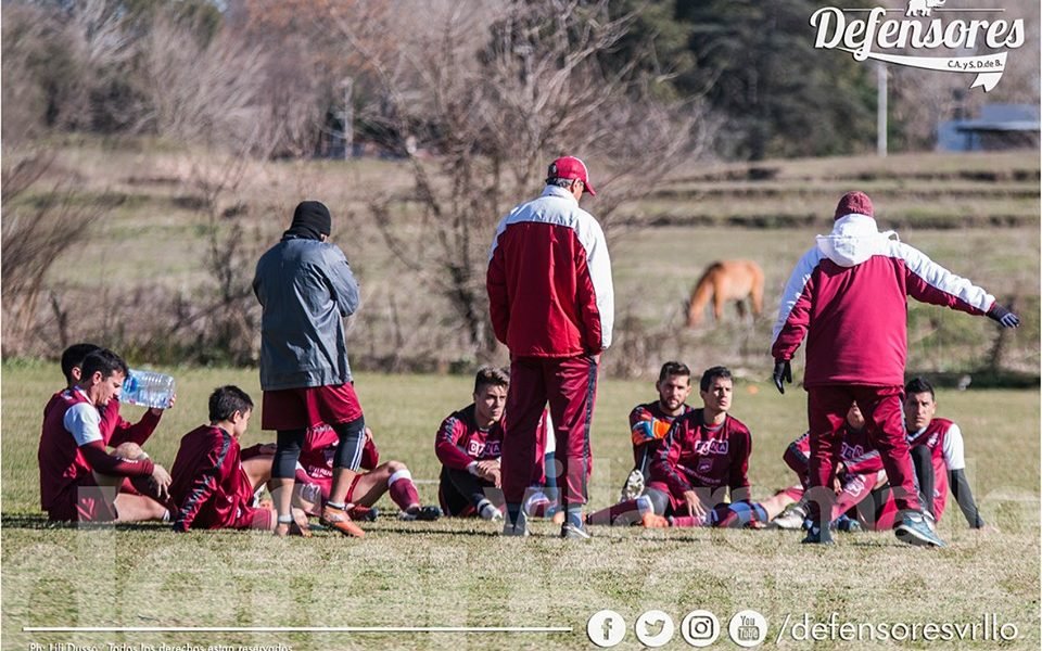 Defensores sigue con su preparación