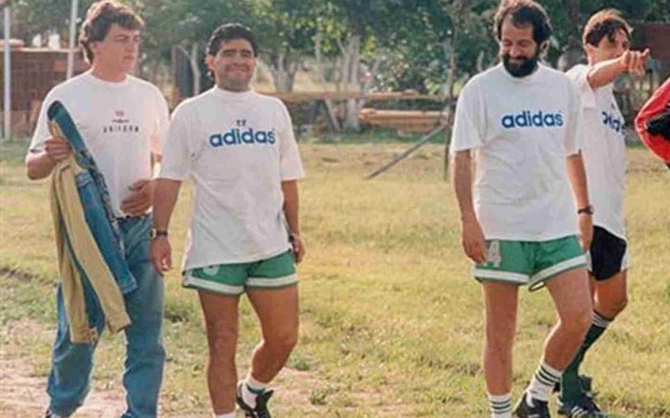 Así fue el debut de Maradona como DT de Mandiyú