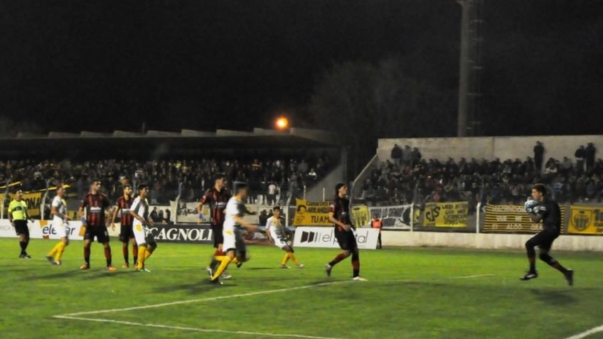 Santamarina volvió a caer como local ante Defensores