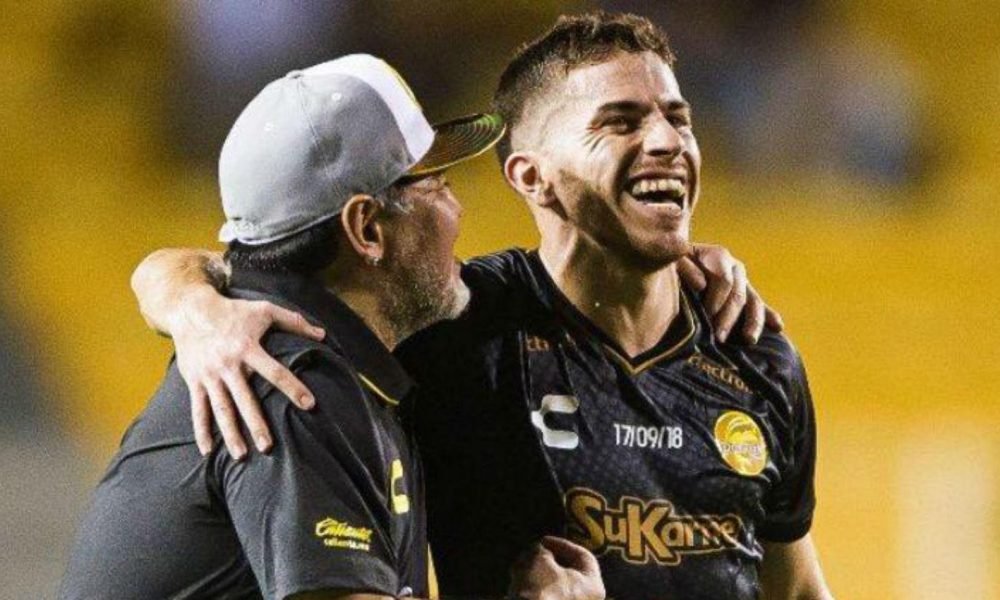 Facundo Juárez: «Diego cada día te enseña algo nuevo y defiende a sus jugadores a muerte»