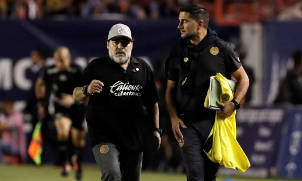 «Pancho» Martínez: «La gente va a devolverle toda la alegría que el Diego nos dio»