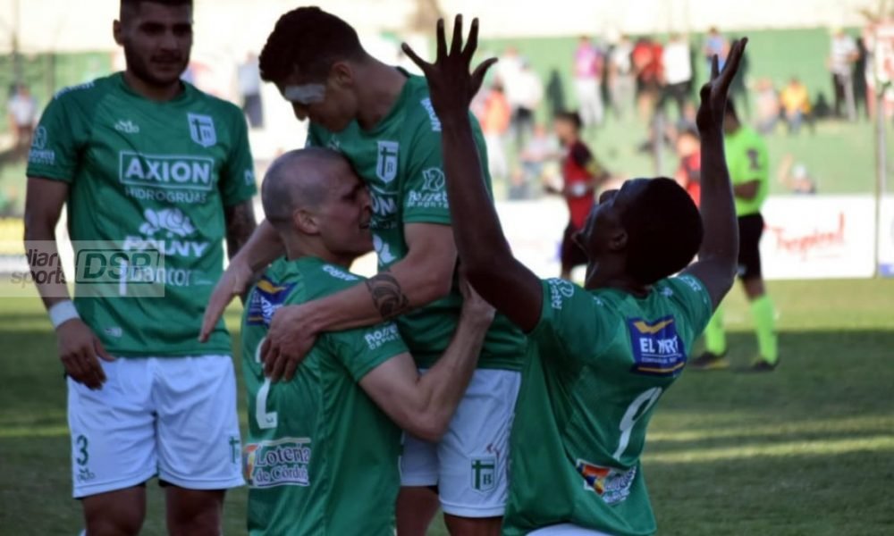 Sportivo goleó a Douglas en San Francisco