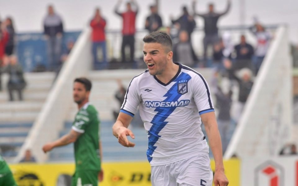 Brown superó con claridad a Ferro