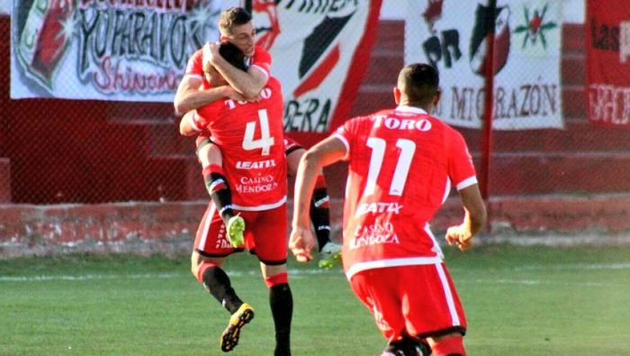 Maipú venció a Olimpo y se subió a la cima