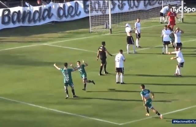 Agónico empate de Sarmiento ante Riestra