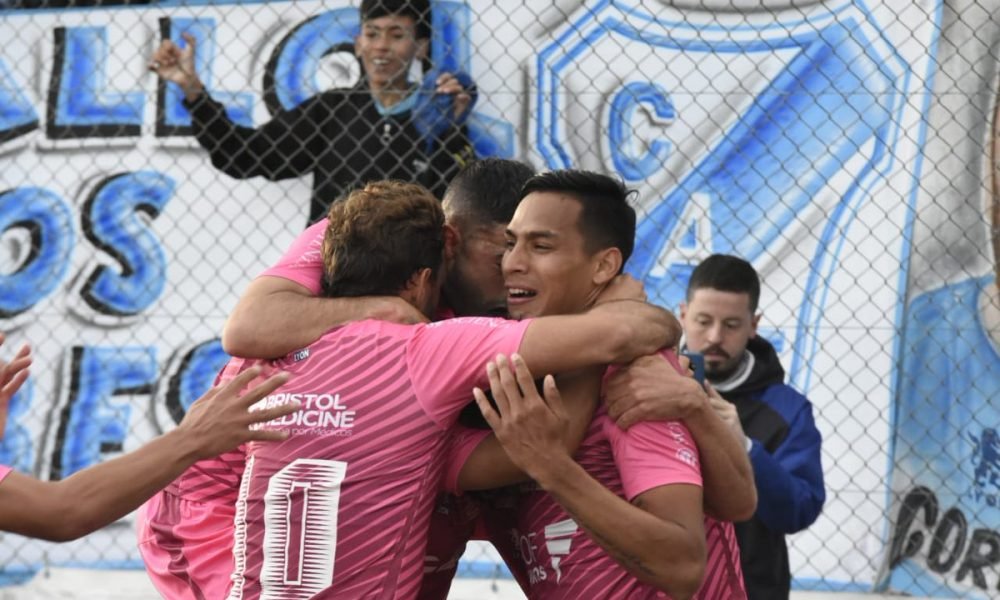 Temperley logró su primera victoria de local con goleada incluida