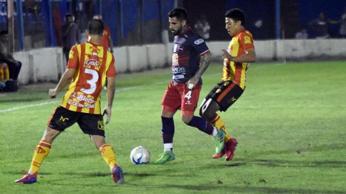 Güemes empató con Sarmiento y sigue puntero