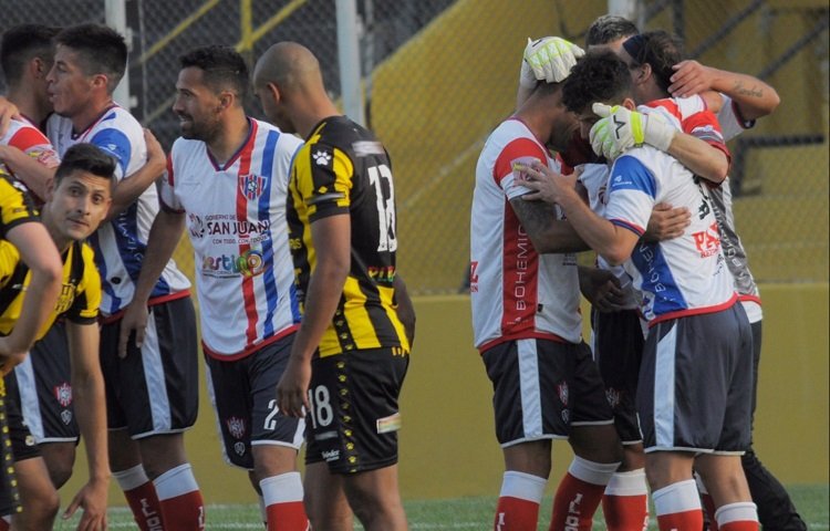 Olimpo no supo dominar y perdió con Peñarol
