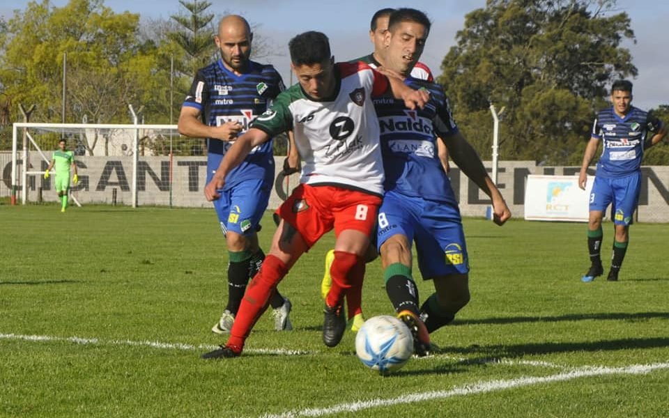Circulo mejoró su imagen pero no se sacó diferencias con Villa Mitre