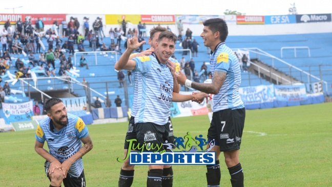 Tras siete partidos, El Lobo jujeño volvió al triunfo con goleada a La Gloria