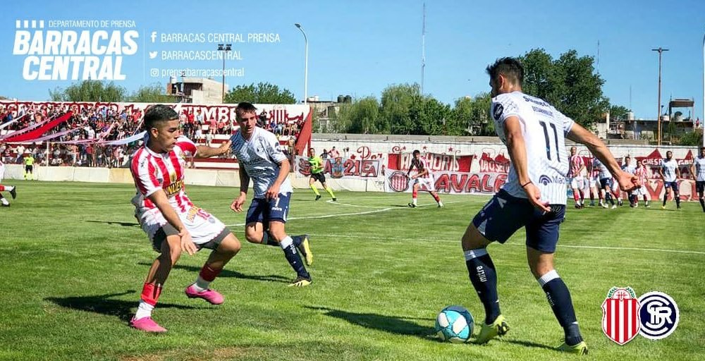 Bajo un pésimo arbitraje, La Lepra cayó ante Barracas Central