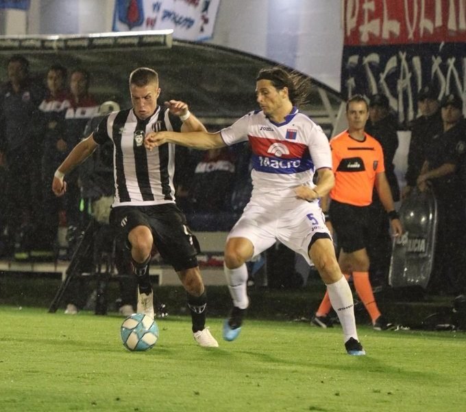 El Mensana perdió en Victoria y sus chances de clasificar a la Copa Argentina 2020 se complicaron