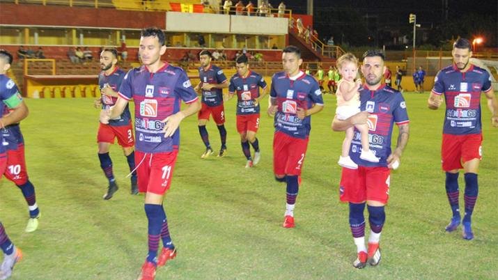 Dejó la punta: Güemes cayó en Corrientes ante Boca Unidos
