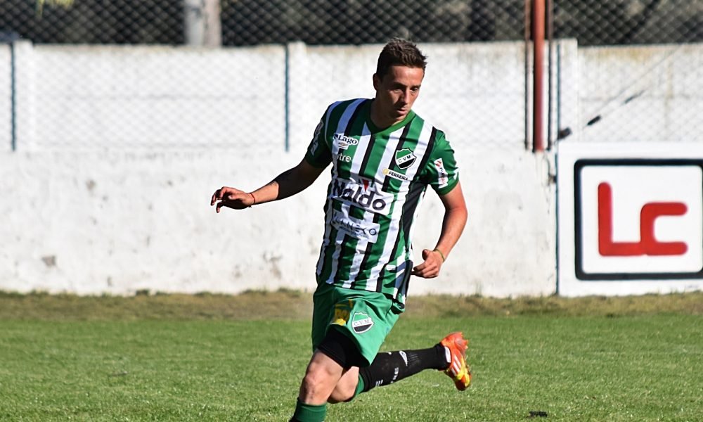 La vuelta del goleador: Maxi Tunessi selló su regreso a Villa Mitre