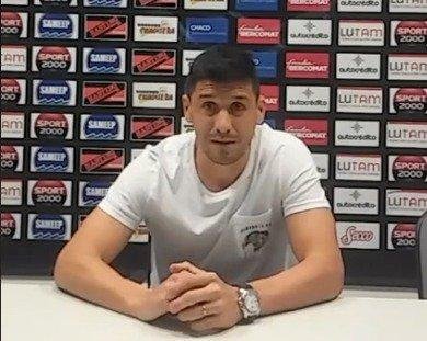 Nicolás Torres: «Desde el momento en que llegás a Resistencia te marcan que tenés que ganar el clásico»