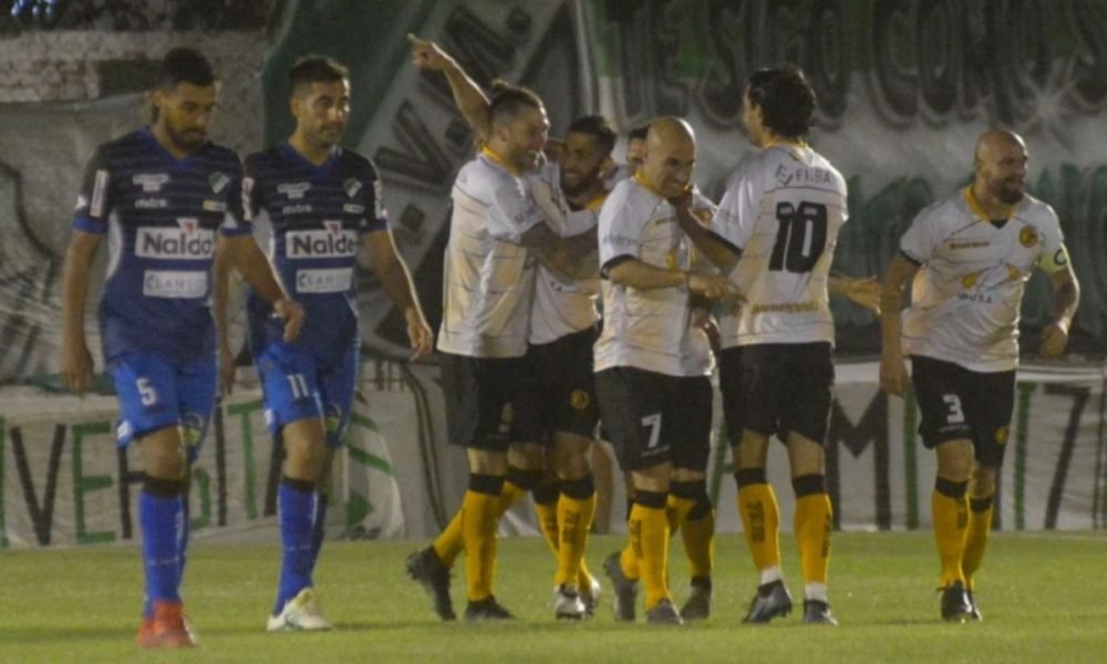 Villa Mitre no mete goles y pagó cara la derrota con Madryn