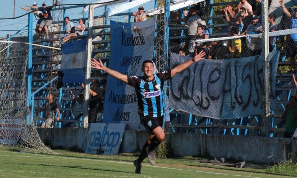 Un triunfo vital: Juventud le ganó a Gimnasia y se alejó del fondo