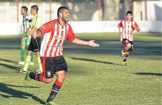 Mariano Mc Coubrey: «Soñamos con lograr un ascenso pero sabemos que es difícil»