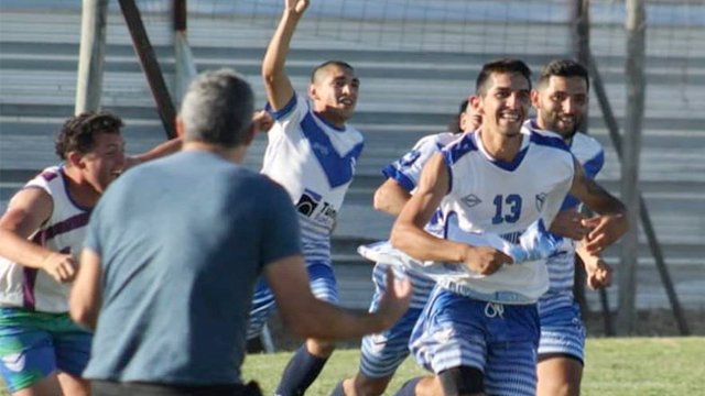 Sportivo Urquiza se coronó campeón de la Liga Paranaense de Fútbol