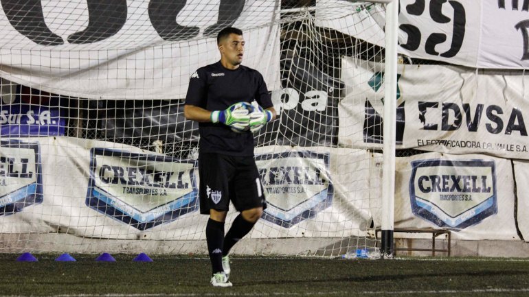 Facundo Crespo: «El objetivo es clasificar en el Federal A, pero la Copa Argentina también es importante»