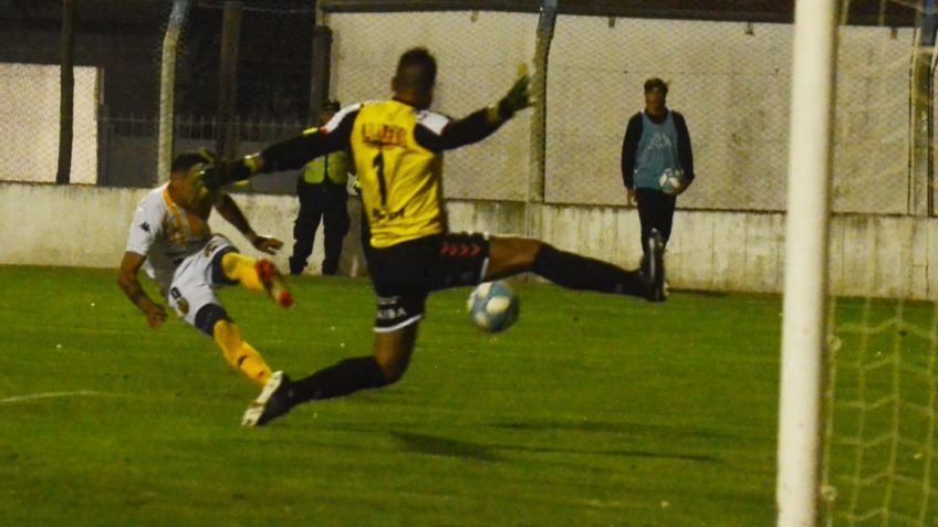 Santamarina logró el primer triunfo del año ante un rival directo por la permanencia