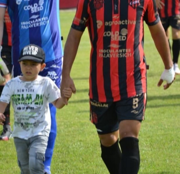 Damián Bastianini: «La gente nos hizo saber que quería jugar contra Sarmiento»