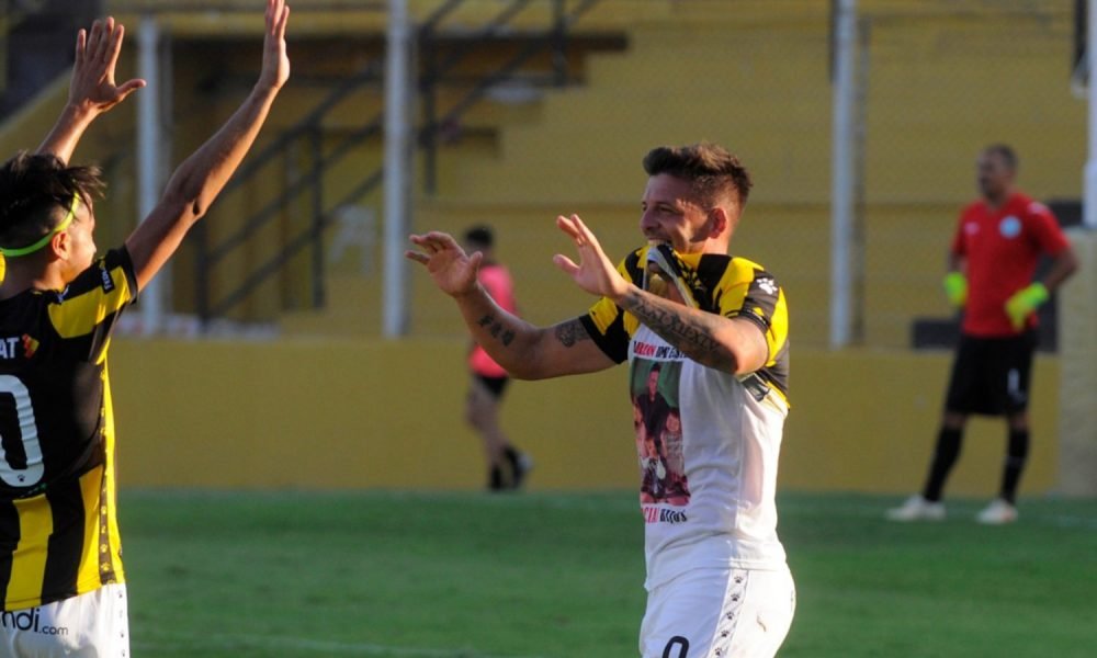 Olimpo venció a Camioneros y respira aunque sigue en el fondo de la tabla
