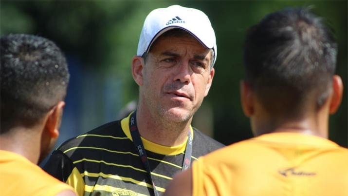 Felipe de La Riva dejó Mitre