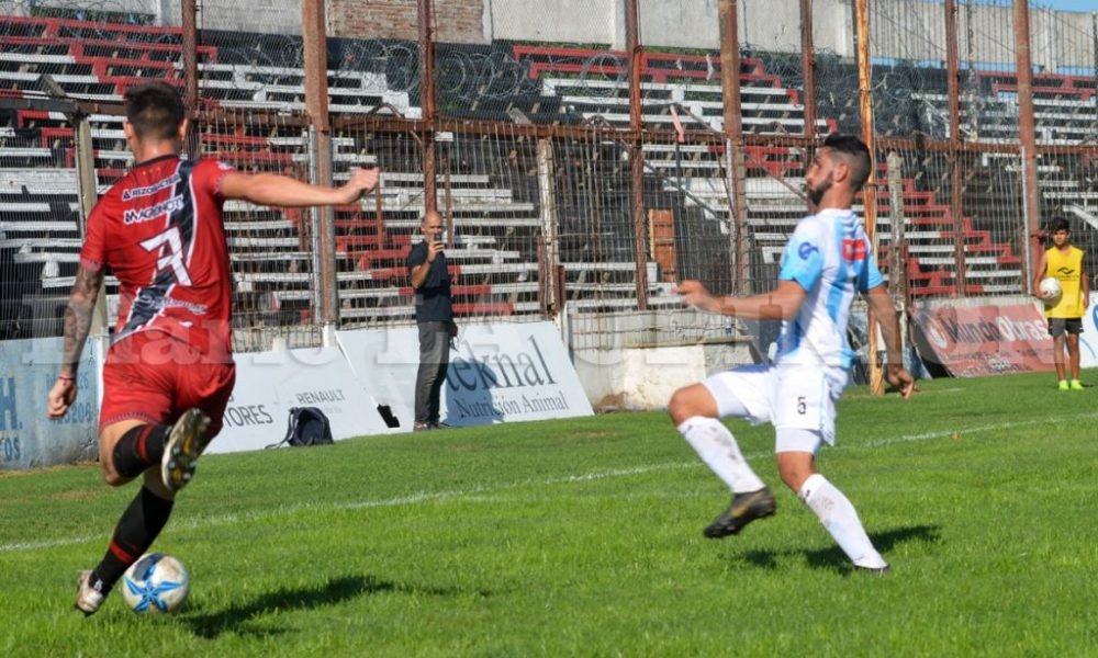 Douglas dejó escapar su chance de meterse en clasificación