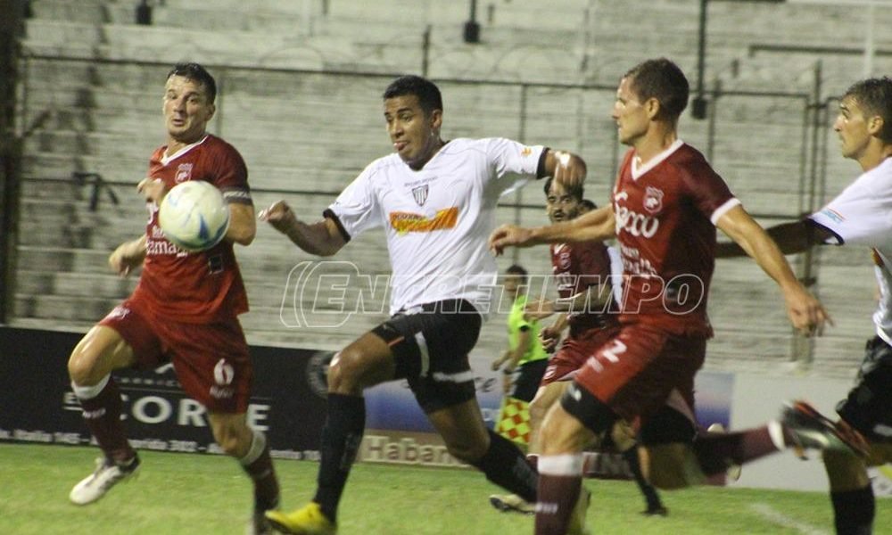 For Ever y Defensores no se sacaron ventajas en Chaco