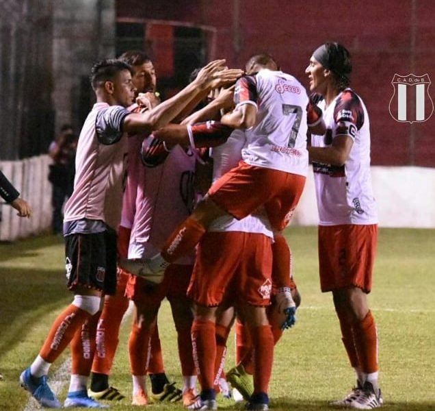 Santamarina no pudo con Defensores de Belgrano